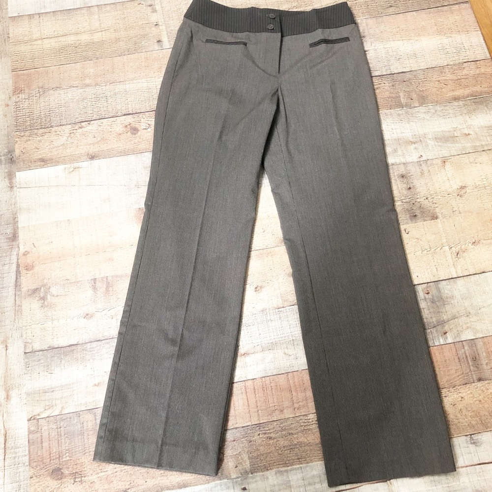 NWOT Metro style trousers